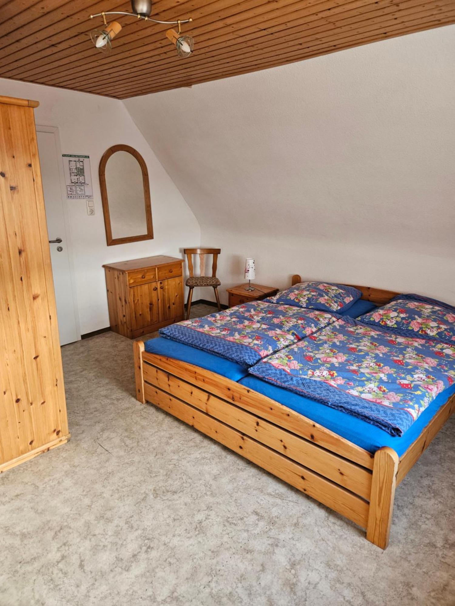 Naturfreundehaus อันไวเลอร์ อัม ทริเฟลส์ ภายนอก รูปภาพ