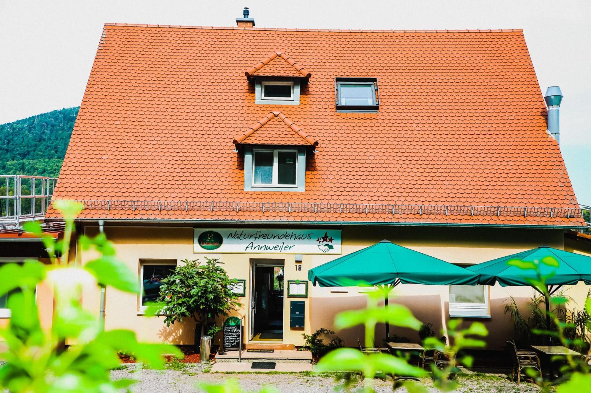 Naturfreundehaus อันไวเลอร์ อัม ทริเฟลส์ ภายนอก รูปภาพ